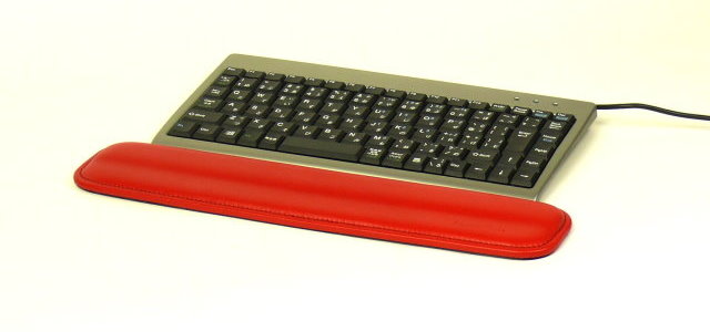 フルキーボード用革製リストレスト
